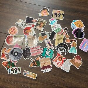Pack Of 52 Taylor Swift Stickers